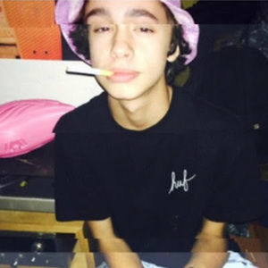 Meet your Posher, Alyssa